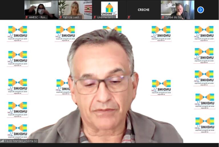 Em reunião com municípios do Extremo Sul, Undime/SC fala sobre papel da entidade e do gestor educacional