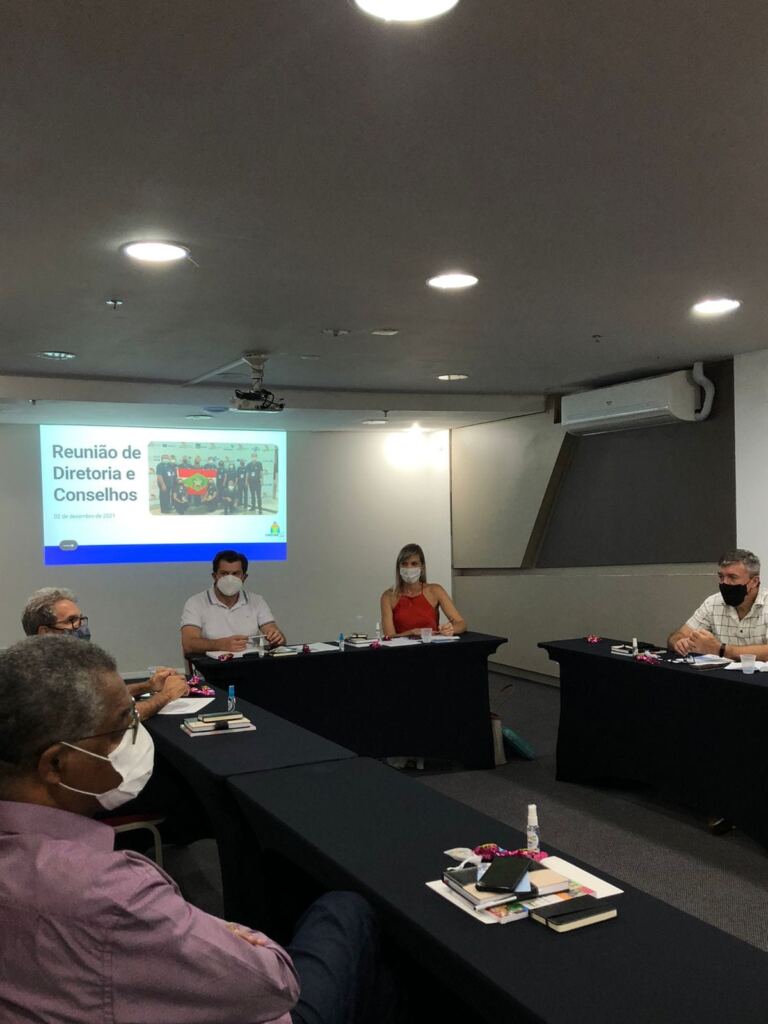 Diretoria da Undime/SC se reúne para último encontro do ano