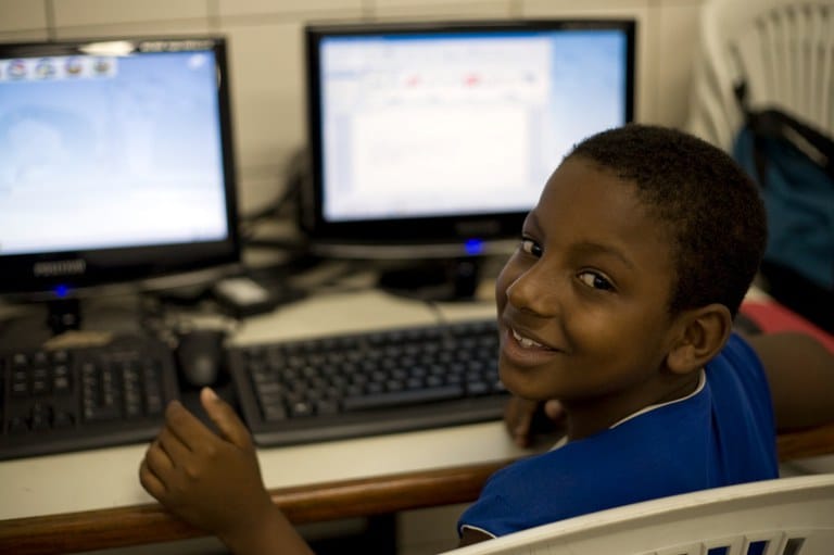 MEC aprova parecer que define normas sobre o ensino de computação na educação básica