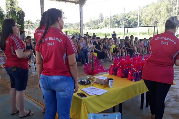 Encerramento letivo celebra centenário de escola em Piratuba
