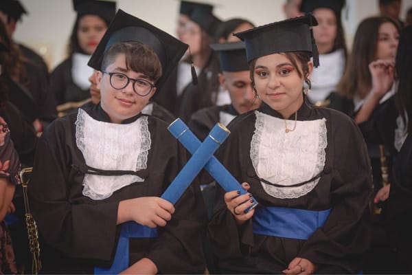 Educação de Biguaçu realiza formatura unificada para 263 estudantes