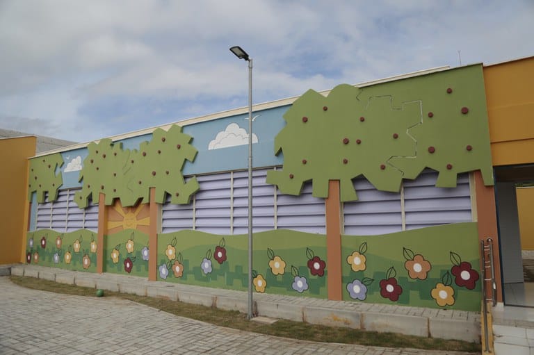 Publicada portaria que dispõe sobre as repactuações para retomada de obras da educação básica