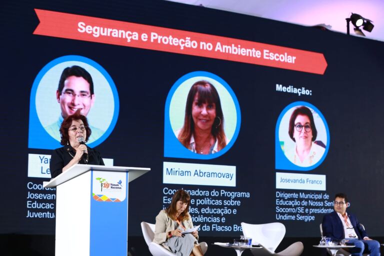 Conferência sobre segurança e proteção na escola convida dirigentes municipais de educação a promoverem um plano de ação