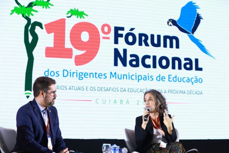 “Conectividade e tecnologias digitais de informação e comunicação” é tema de conferência