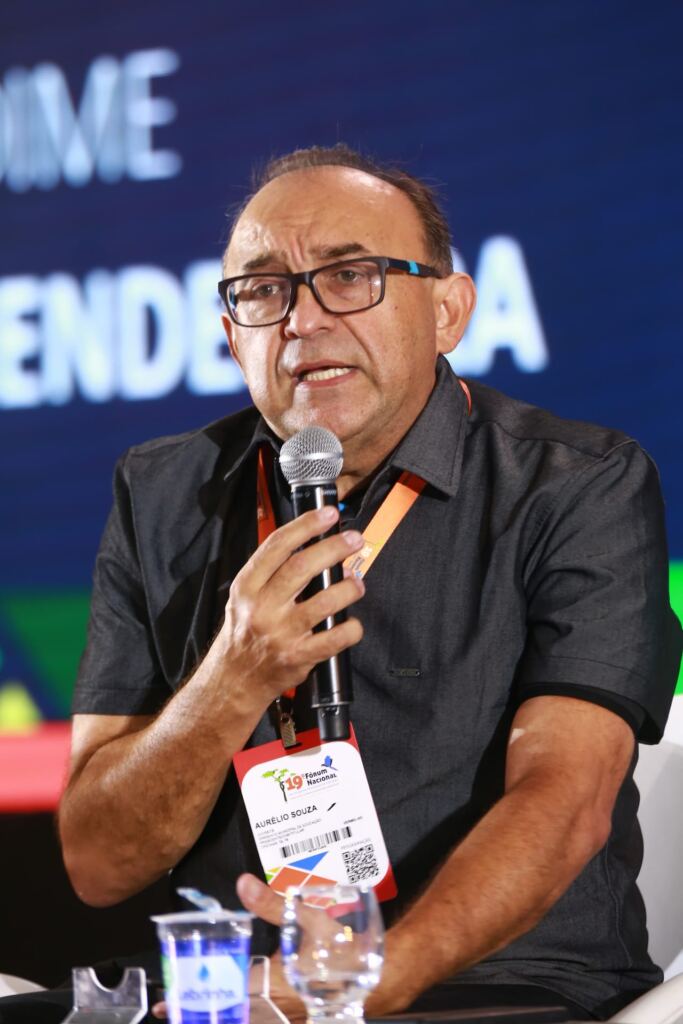 Empreendedorismo como tema transversal para além do currículo na educação