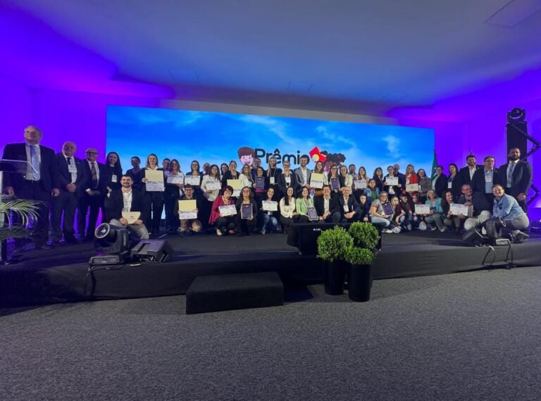 Evidenciando a educação catarinense, presidente compõe palestra de abertura no Fórum TCE Educação, em Chapecó (SC)