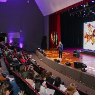 Conteúdos evidenciam a educação da atualidade no primeiro dia de programação do 5º Seminário da Undime-SC
