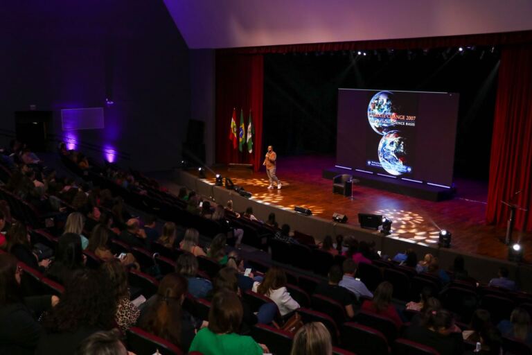 Educação climática e gestão financeira norteiam os debates do último dia do Seminário para educadores do Estado