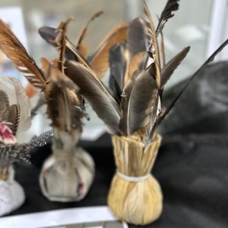 Apresentações culturais e curadoria do oeste catarinense marcam abertura do 5º Seminário da Undime-SC, em Chapecó