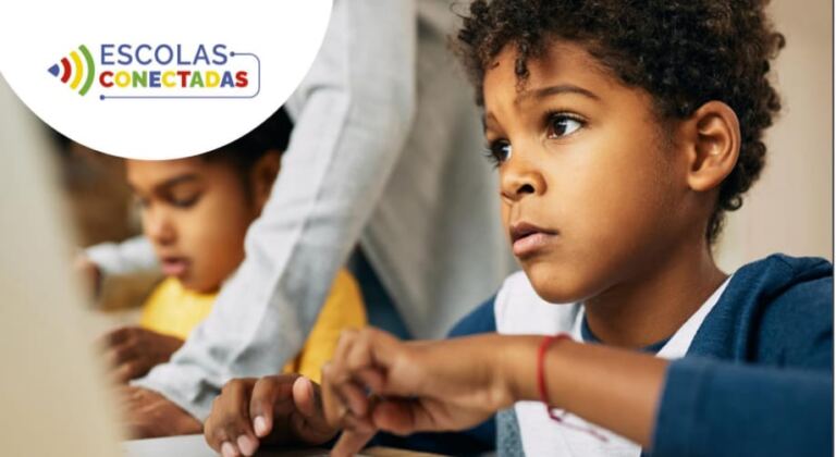 Gestores têm até 22 de dezembro para aderir à Estratégia Nacional de Escolas Conectadas