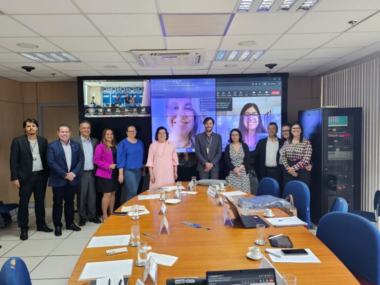 Undime participa de reunião da Comissão de Apoio à Articulação entre os Sistemas de Avaliação da Educação Básica