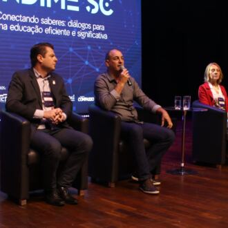 Confira as fotos do 5º Seminário da Undime-SC em Chapecó