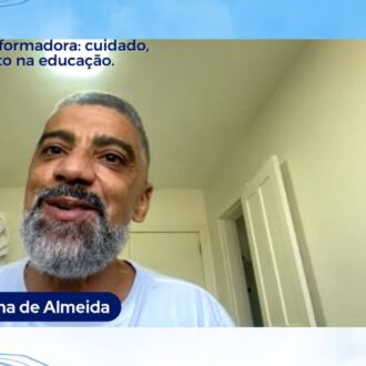 Palestra de abertura do ano letivo com Geraldo Peçanha de Almeida mobilizou redes municipais de ensino de Santa Catarina
