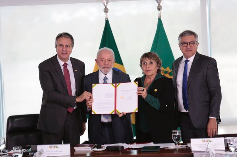 Sancionada lei que cria política de atenção precoce