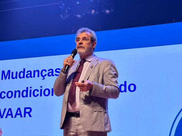 Delegação catarinense presente na abertura do Fórum Estadual de Educação e Alfabetização do Rio Grande do Sul