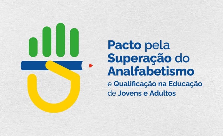 Pacto EJA: MEC cria câmara de gestão da política e oferta bolsas