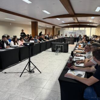 Seccional catarinense presente na reunião do Colegiado Ampliado da Undime Nacional, no Rio Grande do Sul