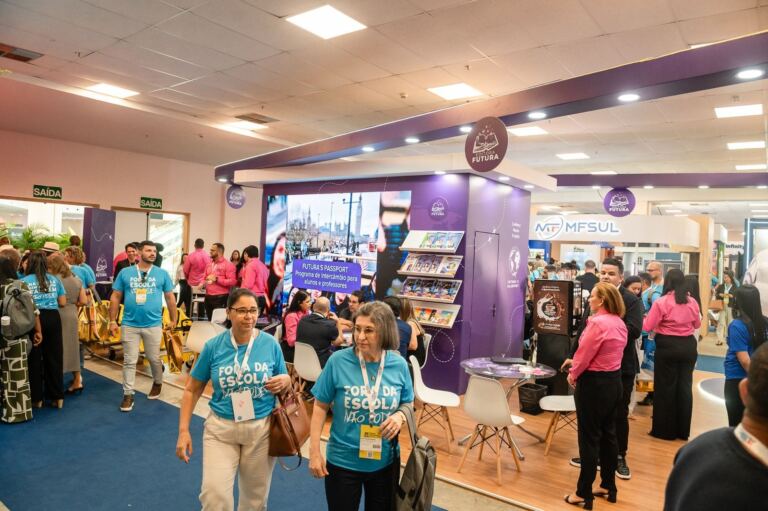 Pavilhão de exposições do 20º Fórum Nacional da Undime traz serviços, novidades e criatividade