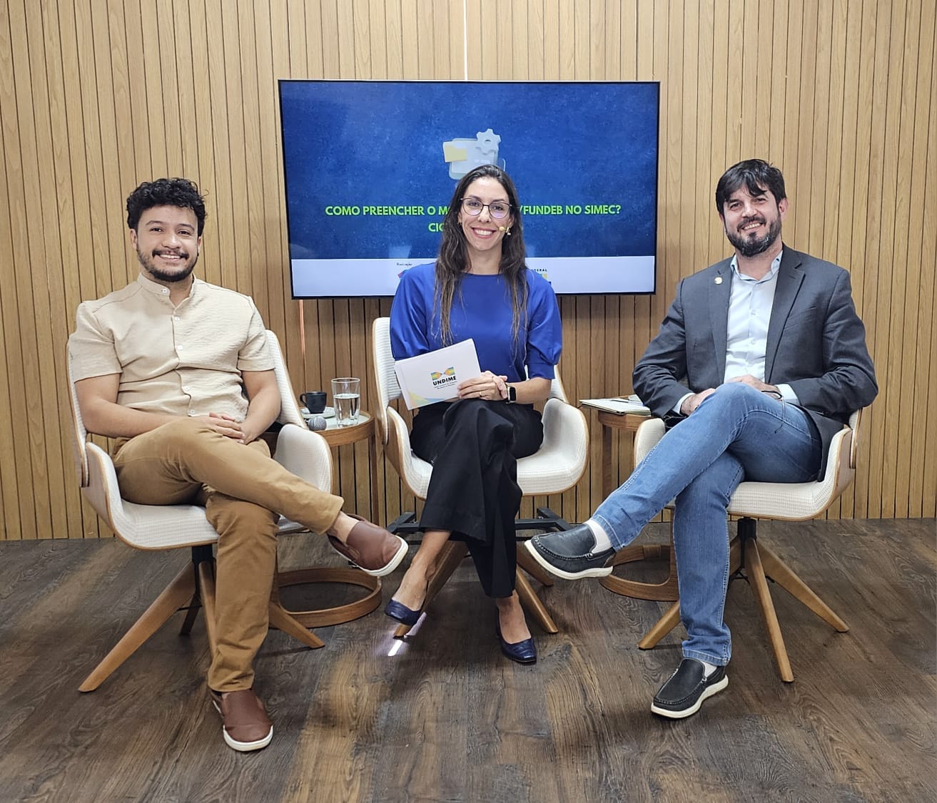 Em videoconferência, MEC orienta como preencher módulo VAAR/Fundeb no Simec