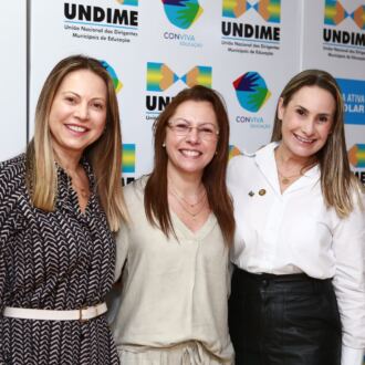 Seccional catarinense presente na reunião do Colegiado Ampliado da Undime Nacional, em Brasília