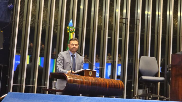 Undime participa de Sessão Solene no Senado em homenagem ao Dia do Professor
