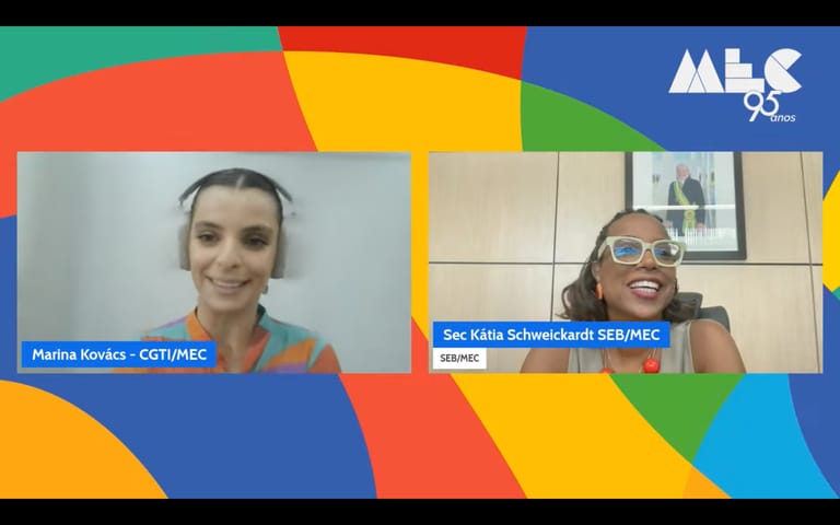 MEC lança painel de monitoramento do Escolas Conectadas