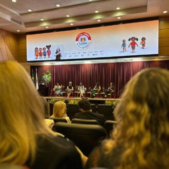 Undime-SC marca presença na cerimônia de premiação das escolas referência em alfabetização