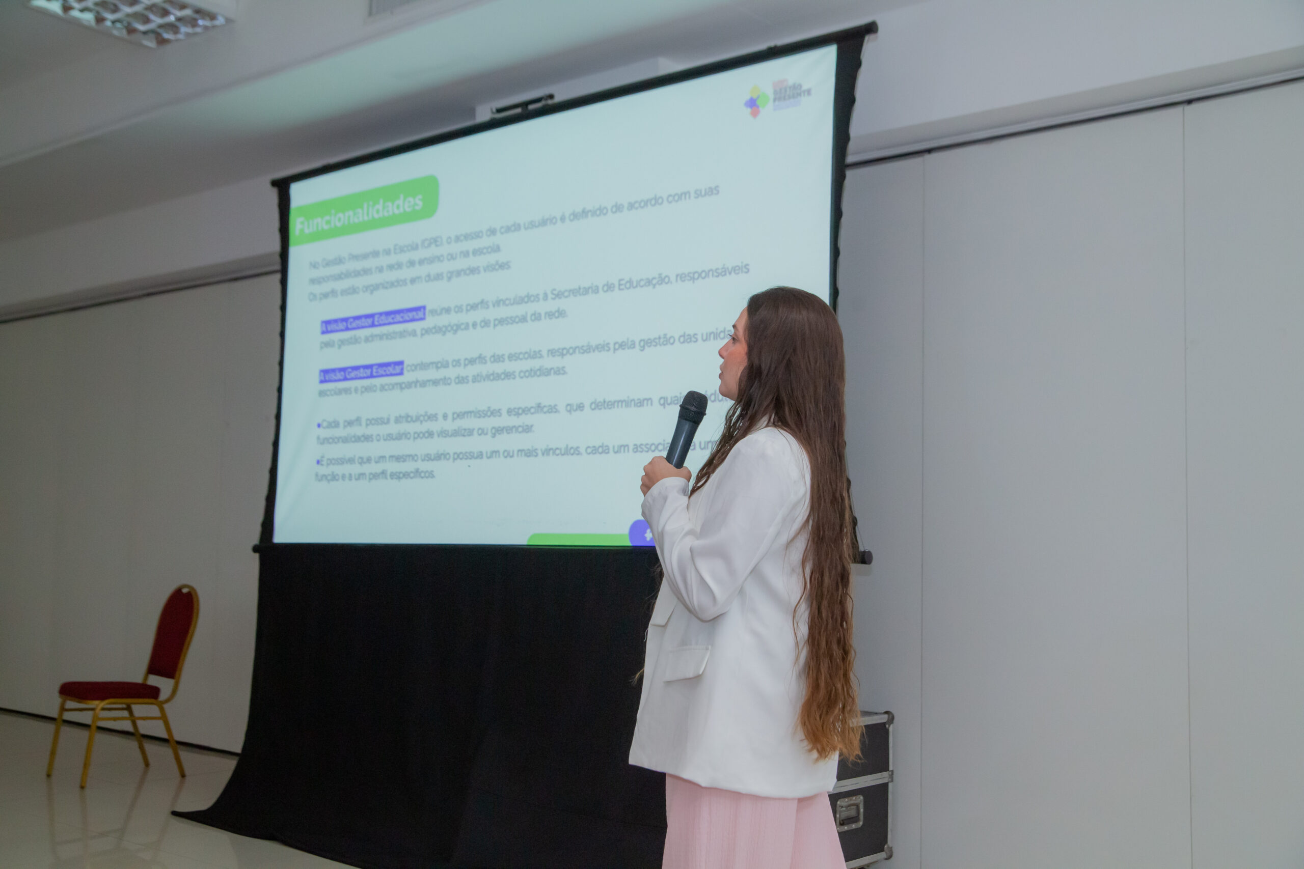 Oficinas temáticas destacam plataforma que promete transformar a gestão escolar no país durante evento na capital
