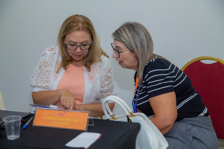 Mais de 250 atendimentos transformam o Fórum Undime-SC em força tarefa para destravar a educação nos municípios