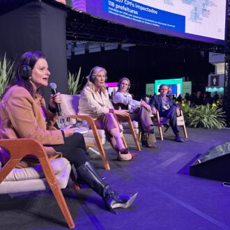 Presidente da Undime-SC destaca avanços e desafios da educação em tempo integral durante o Summit Cidades 2026
