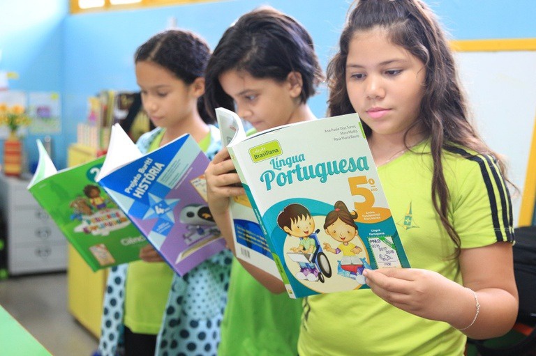 FNDE disponibiliza Guia Digital do PNLD para os Anos Iniciais