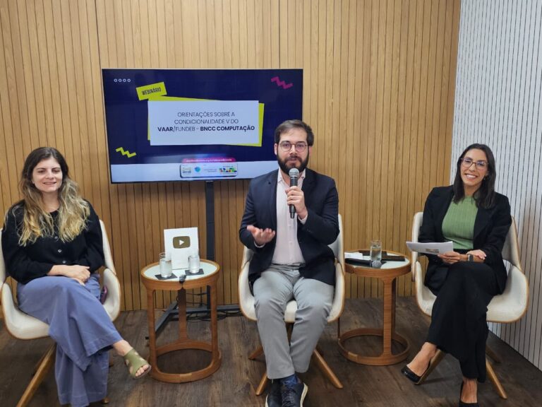 Complementação VAAR do Fundeb: confira a íntegra do webinário que tratou da condicionalidade V