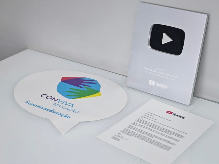 Canal do Conviva Educação no YouTube alcança 100 mil inscritos