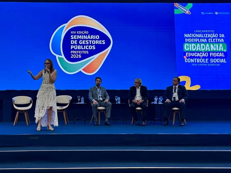 MEC lança coleção sobre cidadania e educação fiscal