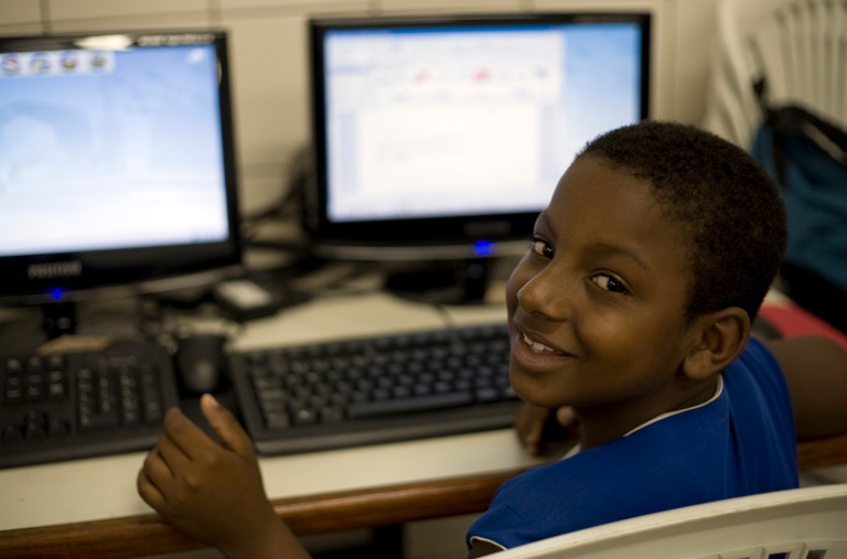 Painel do MEC mostra dados de conectividade de 138 mil escolas públicas