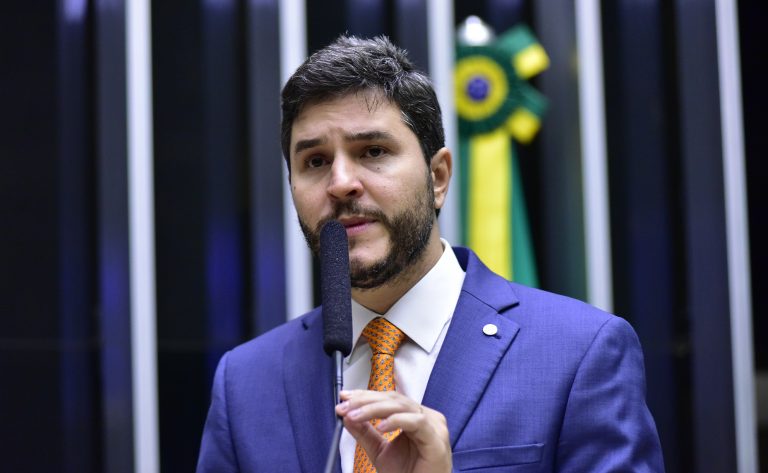 Maurício Carvalho é eleito presidente da Comissão de Educação da Câmara dos Deputados